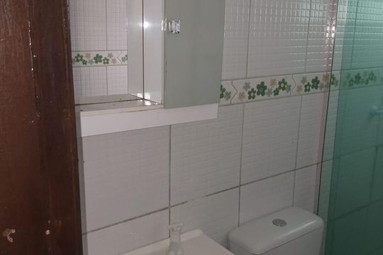 Banheiro de apartamento à venda com 2 quartos, 86m² em Santa Rosa de Lima, Porto Alegre