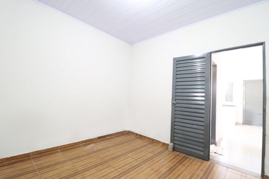Quarto de casa para alugar com 1 quarto, 45m² em Jardim Ipanema, Uberlândia