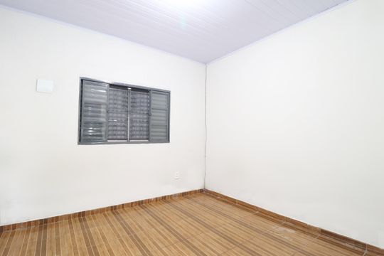 Quarto de casa para alugar com 1 quarto, 45m² em Jardim Ipanema, Uberlândia