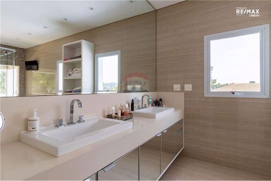 Casa à venda com 4 quartos, 546m² em Morada das Flores (Aldeia da Serra), Barueri