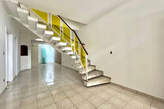 Casa à venda com 3 quartos, 157m² em Parque Jabaquara, São Paulo