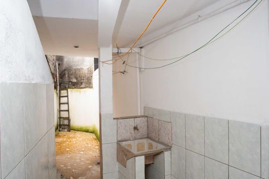 Área de Serviço de casa para alugar com 2 quartos, 90m² em Inamar, São Bernardo do Campo