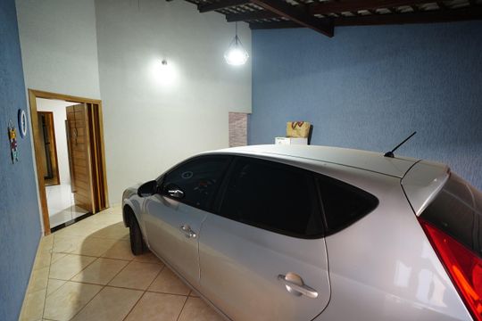 Casa à venda com 4 quartos, 300m² em Jardim Presidente, Goiânia