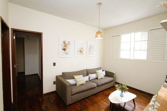 Sala de TV de apartamento à venda com 4 quartos, 170m² em Coracao de Jesus, Belo Horizonte