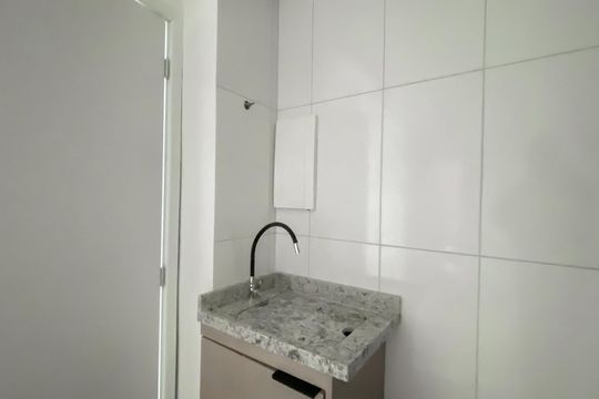 Sala/cozinha de apartamento para alugar com 1 quarto, 30m² em Vila Sao Geraldo, São Paulo