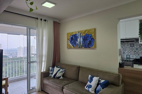 Sala  de apartamento à venda com 2 quartos, 62m² em Vila Leonor, Guarulhos