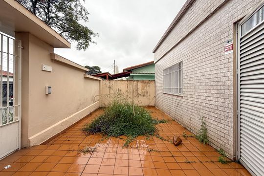 Garagem de casa à venda com 2 quartos, 170m² em Vila Moinho Velho, São Paulo