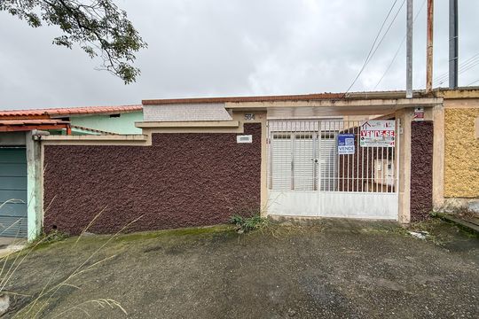 Fachada de casa à venda com 2 quartos, 170m² em Vila Moinho Velho, São Paulo