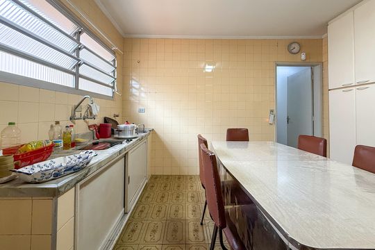 Cozinha de casa à venda com 2 quartos, 170m² em Vila Moinho Velho, São Paulo