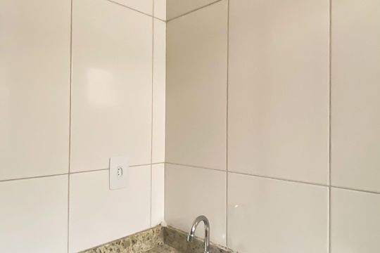Banheiro de apartamento para alugar com 1 quarto, 25m² em Vila Sao Geraldo, São Paulo