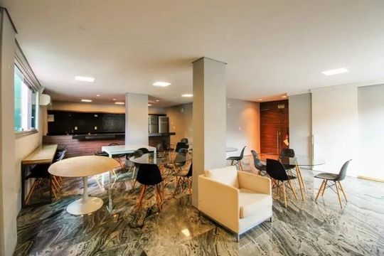 Hall de apartamento para alugar com 2 quartos, 74m² em Buritis, Belo Horizonte