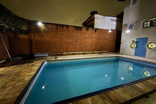 Piscina de casa à venda com 3 quartos, 369m² em Vila Rio Branco, São Paulo