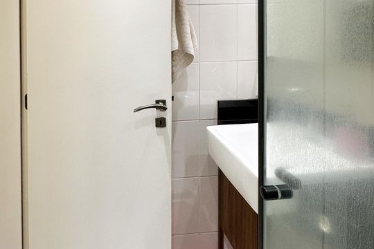 Banheiro Social de apartamento à venda com 2 quartos, 51m² em Ferrazópolis, São Bernardo do Campo