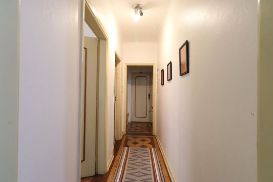 Corredor de apartamento à venda com 2 quartos, 70m² em Lapa, São Paulo