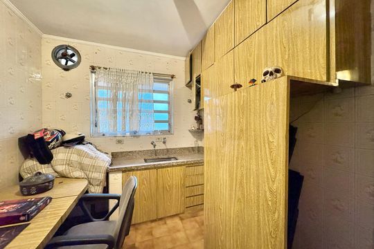 Edícula - Cozinha   de casa à venda com 6 quartos, 253m² em Vila Pereira Barreto, São Paulo