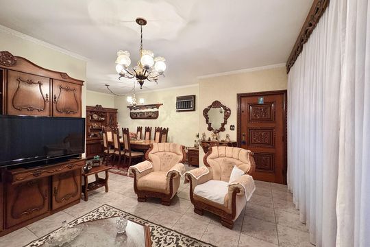 Sala de casa à venda com 6 quartos, 253m² em Vila Pereira Barreto, São Paulo