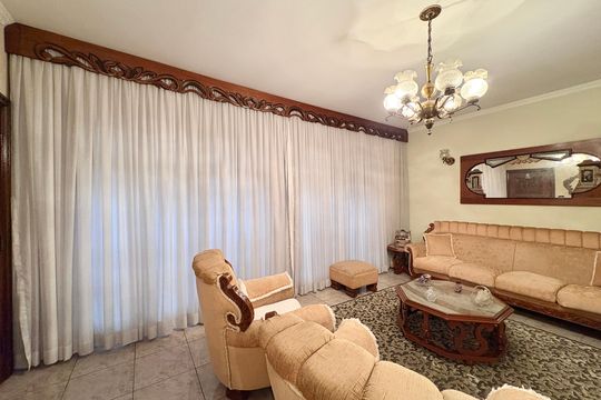 Sala de casa à venda com 6 quartos, 253m² em Vila Pereira Barreto, São Paulo