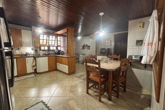 Casa para alugar com 3 quartos, 517m² em Ideal, Novo Hamburgo