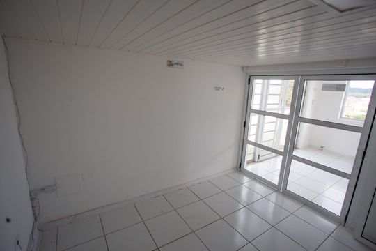 Apartamento para alugar com 2 quartos, 70m² em Aristocrata, São José dos Pinhais