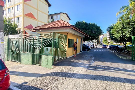 Fachada de apartamento à venda com 2 quartos, 48m² em Vila Silvia, São Paulo