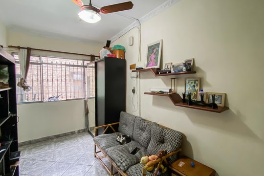 Sala de casa à venda com 2 quartos, 120m² em Vila Santo Henrique, São Paulo