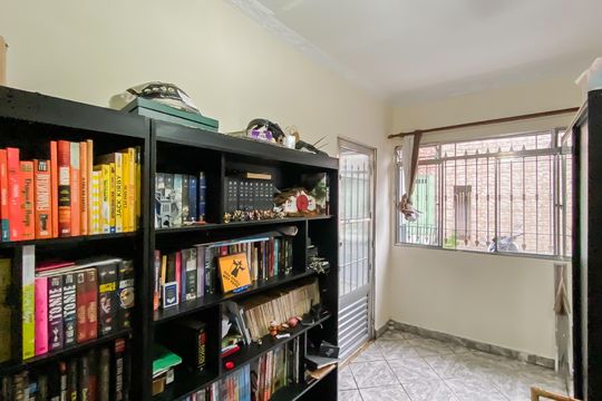 Sala  de casa à venda com 2 quartos, 120m² em Vila Santo Henrique, São Paulo