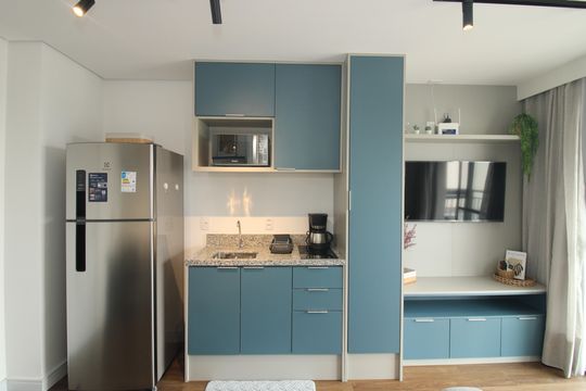 Cozinha de apartamento para alugar com 1 quarto, 28m² em Liberdade, São Paulo