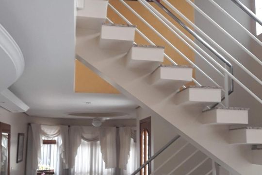 Casa de Condomínio à venda com 3 quartos, 191m² em Sarandi, Porto Alegre