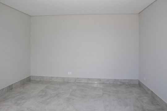 Sala Inferior de casa à venda com 3 quartos, 195m² em Vila Ipojuca, São Paulo