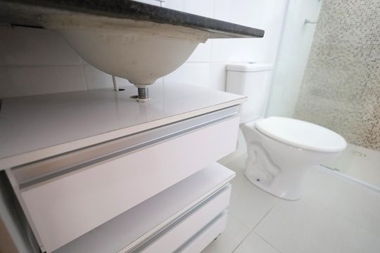 Banheiro Quarto Suíte de apartamento à venda com 2 quartos, 65m² em Parque Oratório, Santo André