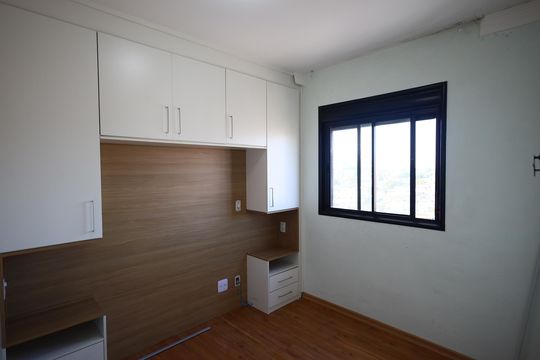 Quarto 1 de apartamento para alugar com 2 quartos, 49m² em Vila Yolanda, Osasco