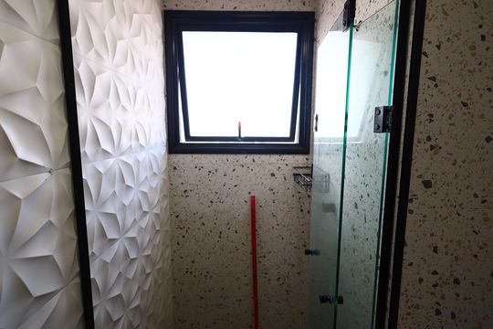 Banheiro de apartamento para alugar com 2 quartos, 49m² em Vila Yolanda, Osasco
