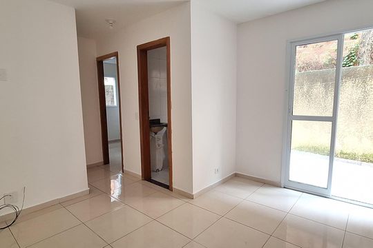 Sala de apartamento à venda com 2 quartos, 47m² em Jardim Guarará, Santo André