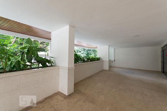 Área comum de apartamento à venda com 3 quartos, 240m² em Tijuca, Rio de Janeiro
