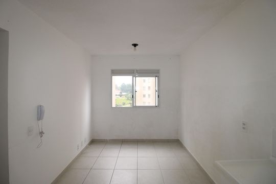 Sala - Cozinha de apartamento para alugar com 2 quartos, 30m² em Colônia (zona Leste), São Paulo