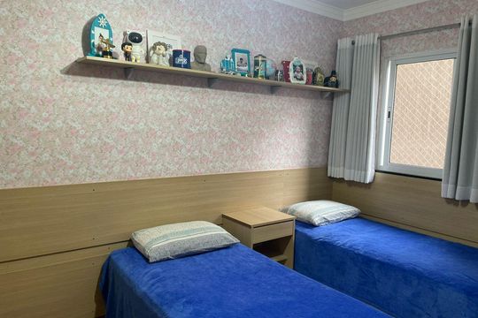 Quarto 2 de casa à venda com 3 quartos, 170m² em Vila Invernada, São Paulo