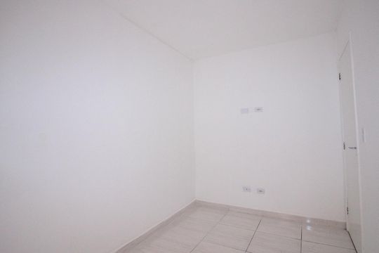 Apartamento para alugar com 2 quartos, 38m² em Jardim Iva, São Paulo