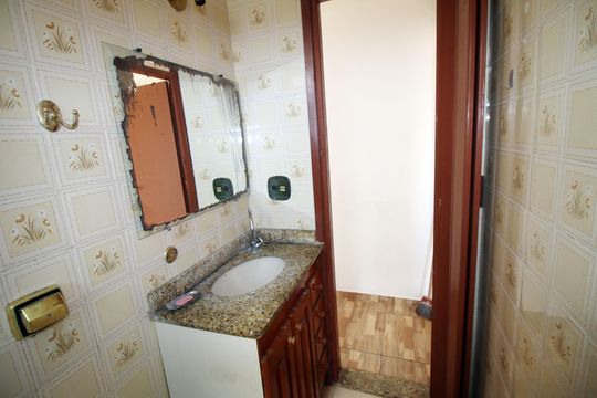 Banheiro de apartamento à venda com 2 quartos, 70m² em Penha Circular, Rio de Janeiro