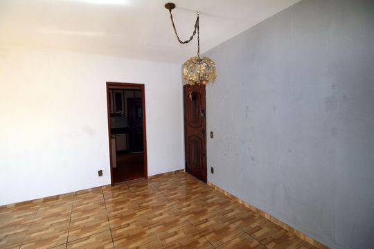 Sala de apartamento para alugar com 2 quartos, 70m² em Penha Circular, Rio de Janeiro