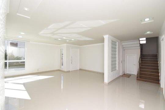 Casa de Condomínio à venda com 4 quartos, 354m² em Butiatuvinha, Curitiba