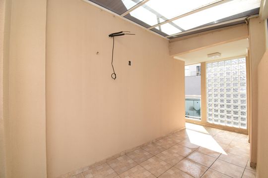 Sacada da Suíte 1 de casa de condomínio à venda com 4 quartos, 354m² em Butiatuvinha, Curitiba
