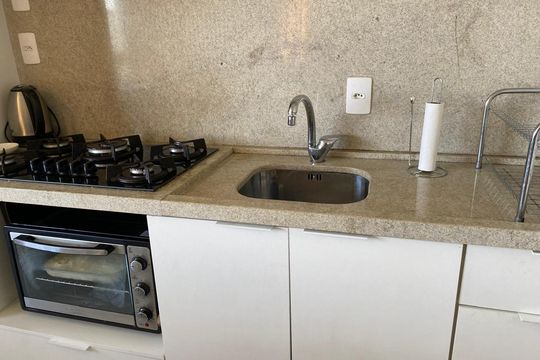 Cozinha de apartamento para alugar com 2 quartos, 62m² em Jardim do Salso, Porto Alegre