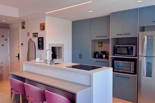 Cozinha de apartamento para alugar com 2 quartos, 65m² em Praia de Belas, Porto Alegre