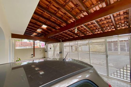 Garagem de casa para alugar com 4 quartos, 250m² em Parque Continental I, Guarulhos