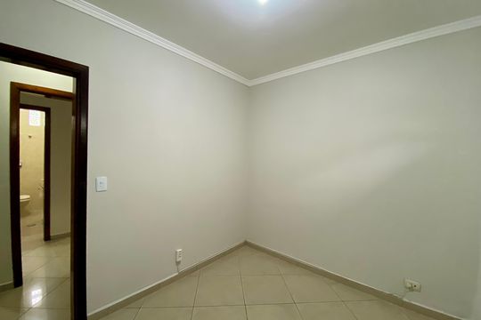 Quarto 2 de casa para alugar com 4 quartos, 250m² em Parque Continental I, Guarulhos