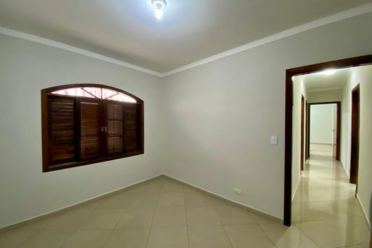 Quarto 1 de casa para alugar com 4 quartos, 250m² em Parque Continental I, Guarulhos