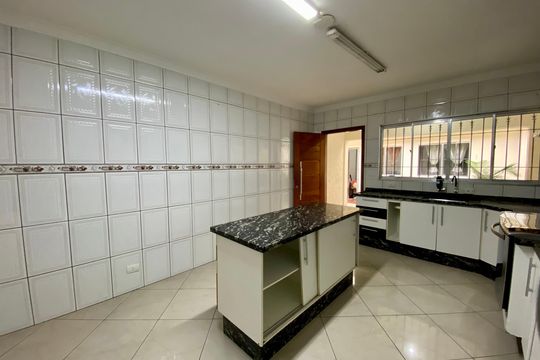 Cozinha de casa para alugar com 4 quartos, 250m² em Parque Continental I, Guarulhos