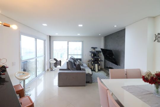 Sala de apartamento para alugar com 3 quartos, 155m² em Vila Osasco, Osasco