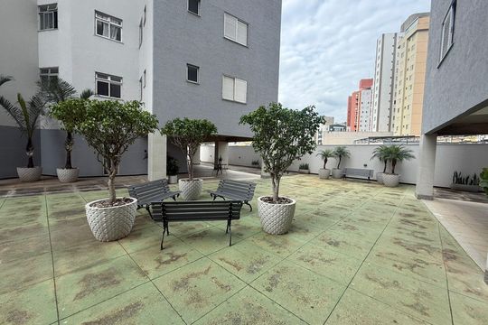 Apartamento à venda com 3 quartos, 82m² em Estoril, Belo Horizonte