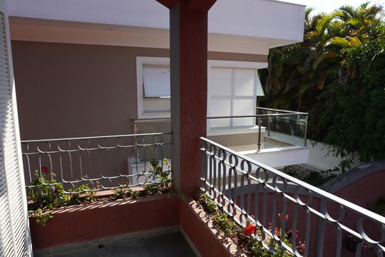 Sacada de casa de condomínio à venda com 4 quartos, 435m² em Morada dos Pinheiros (aldeia da Serra), Barueri